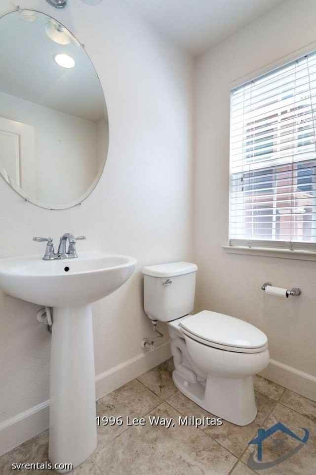 1996 Lee Way - Photo 7 of 32