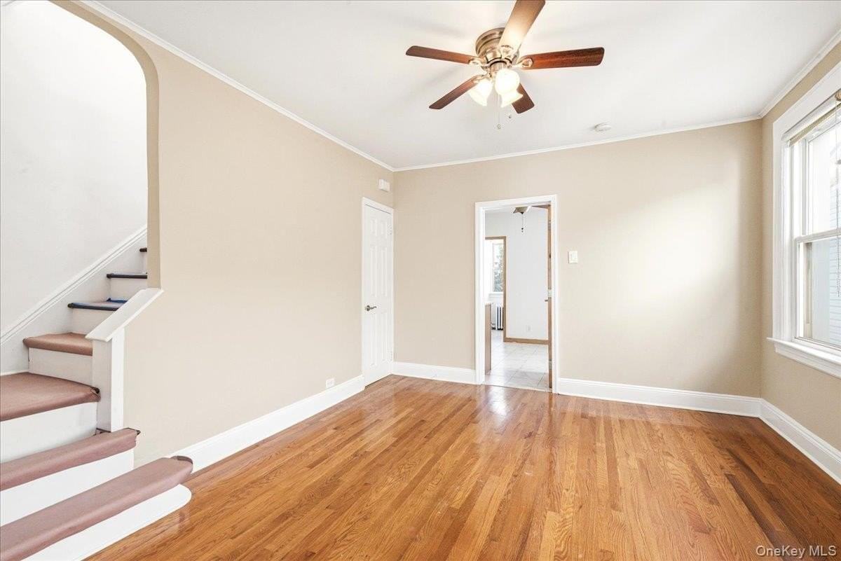 6951 Manse St - Photo 6 of 37