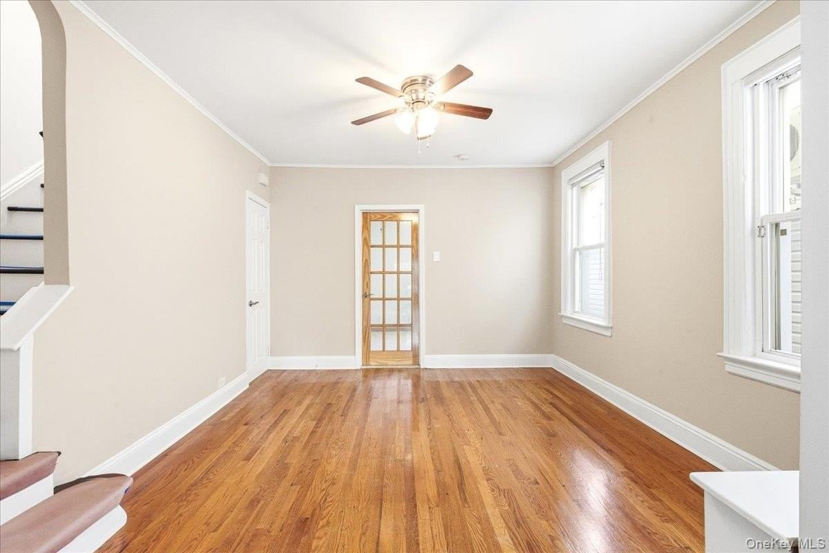 6951 Manse St - Photo 7 of 37