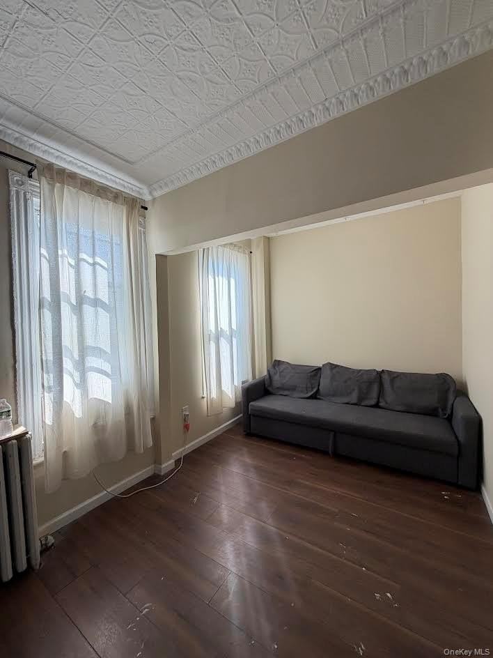 410 53rd St - Photo 6 of 7