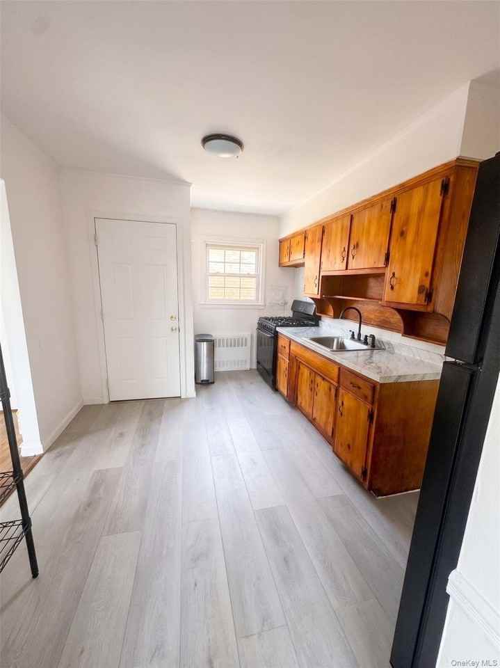 2711 Deerfield Rd - Photo 3 of 12