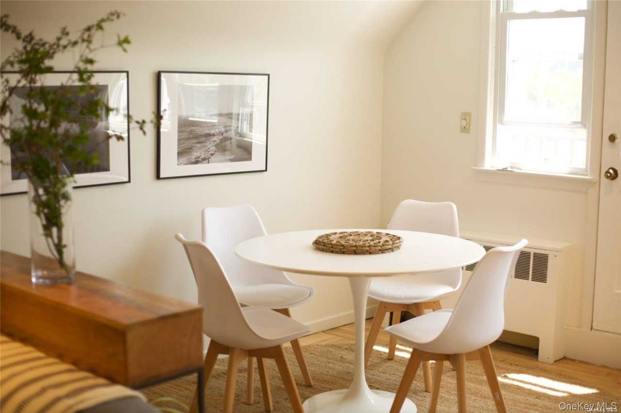545 E Park Ave - Photo 2 of 26