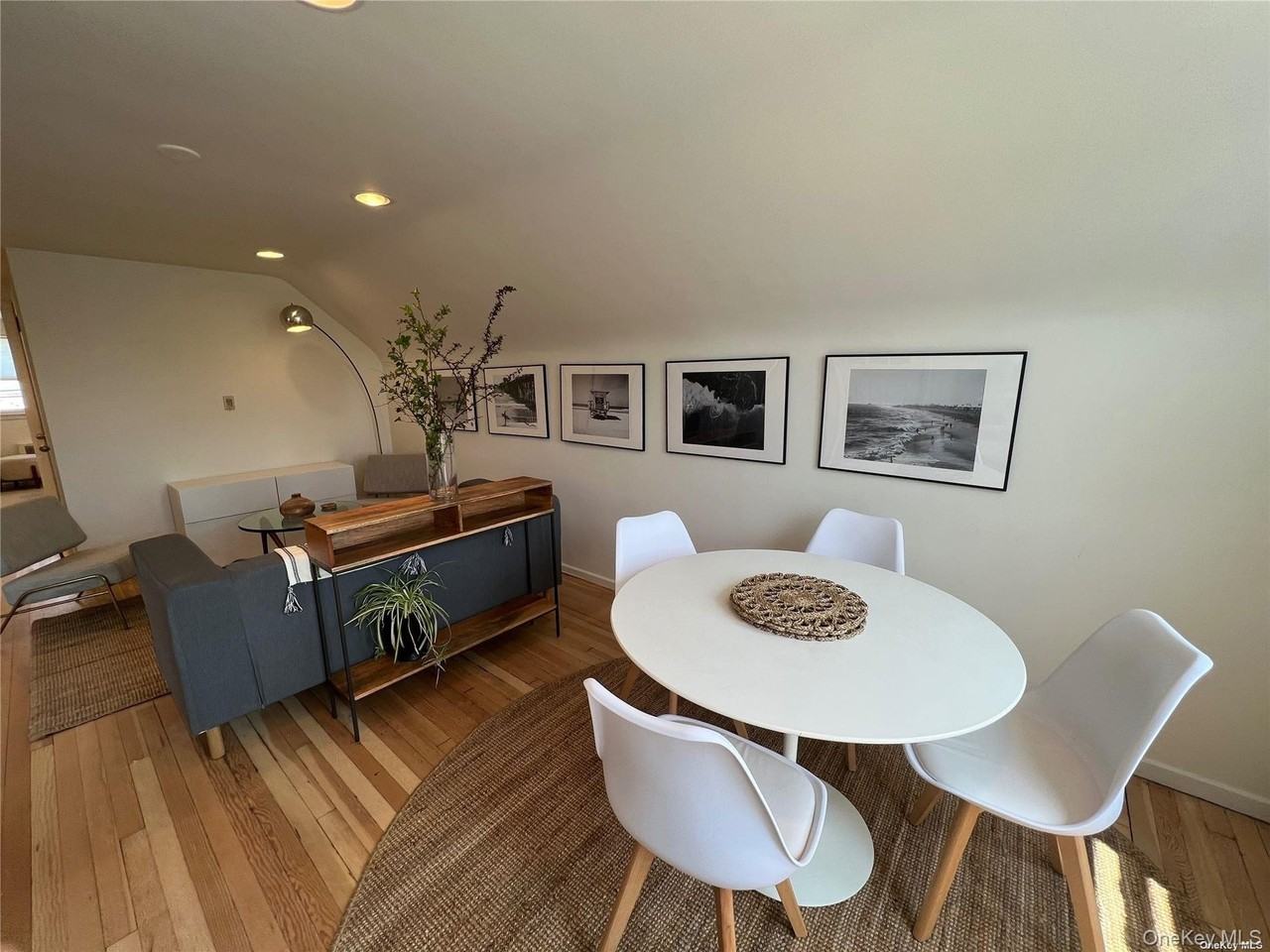 545 E Park Ave - Photo 6 of 26