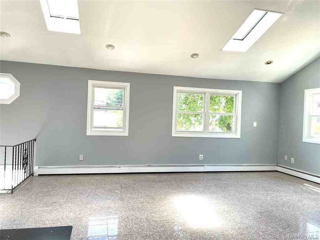 25615 58th Ave #2 - Photo 2 of 8