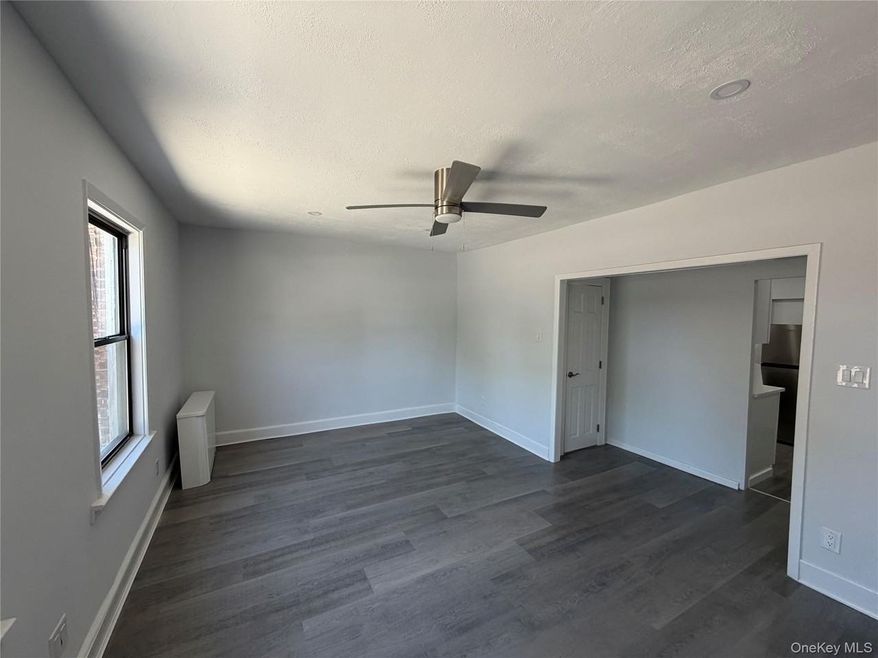 9617 69th Ave - Photo 4 of 6