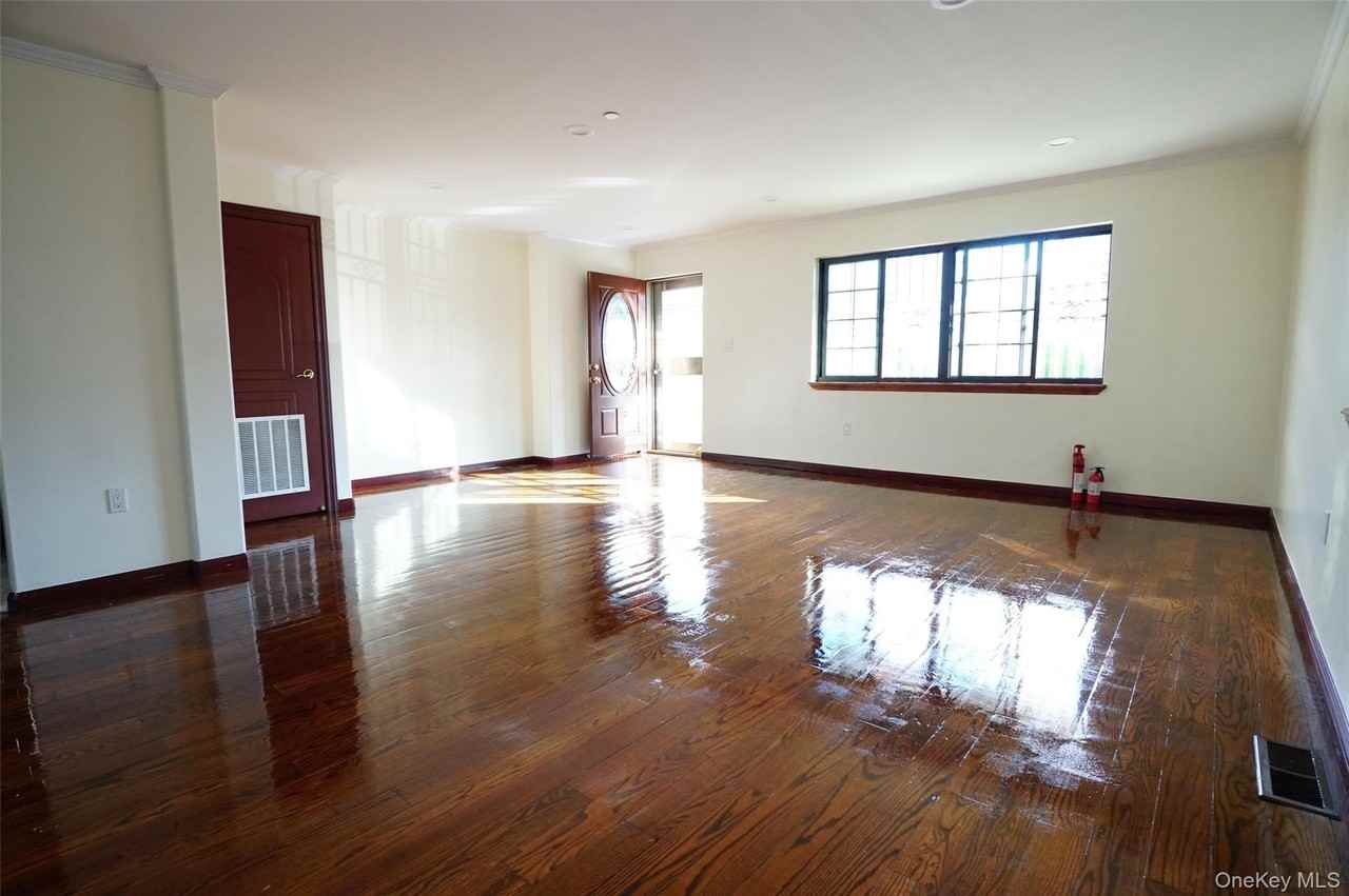 2529 Butler St #1FL - Photo 4 of 16