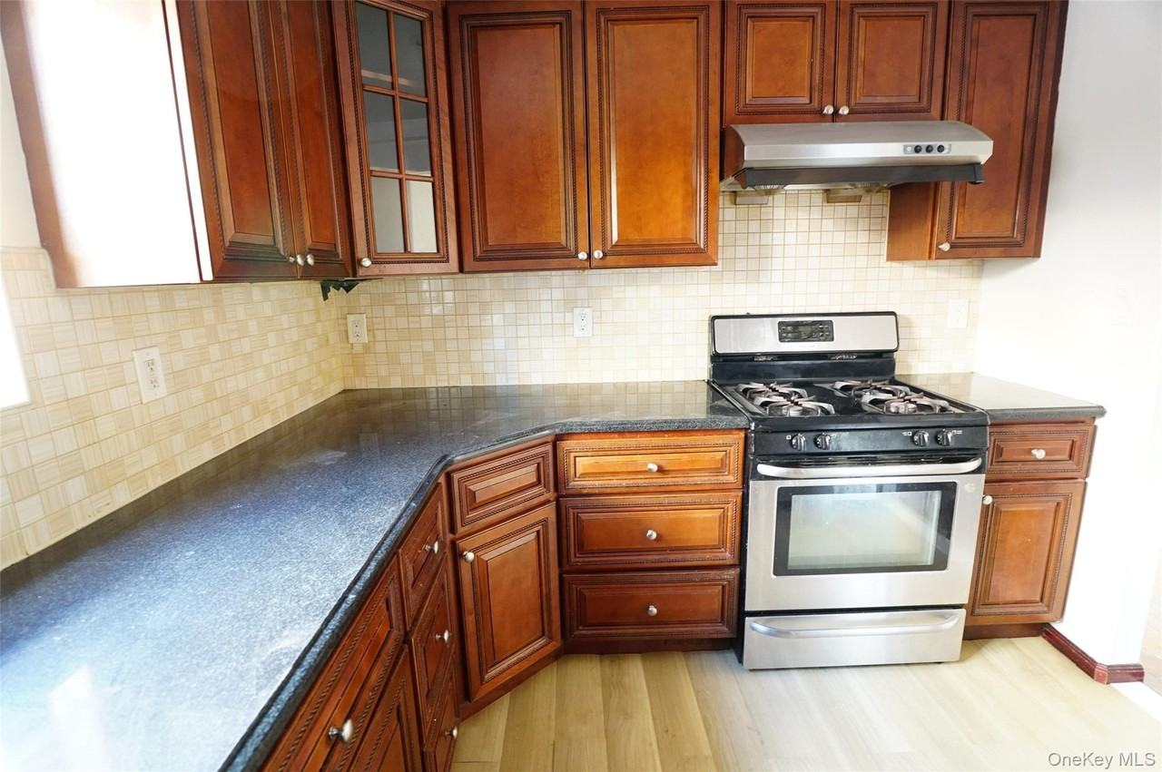 2529 Butler St #1FL - Photo 7 of 16