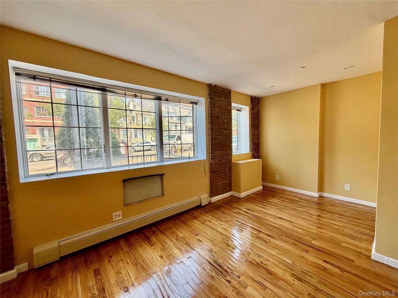 10422 39th Ave #1A - Photo 7 of 12