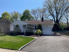 featured image of 20 Gainsboro Ln