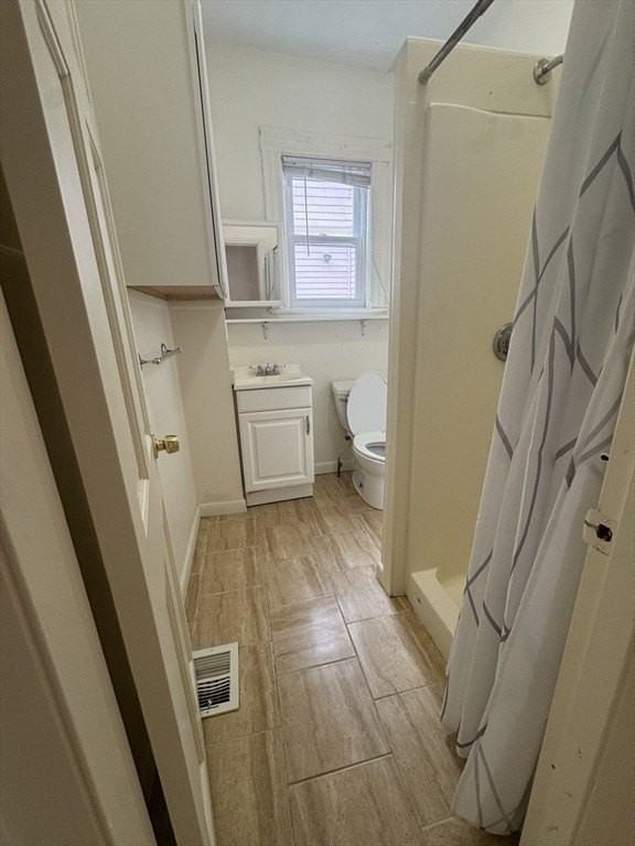 2534 Massachusetts Ave #1 - Photo 5 of 10