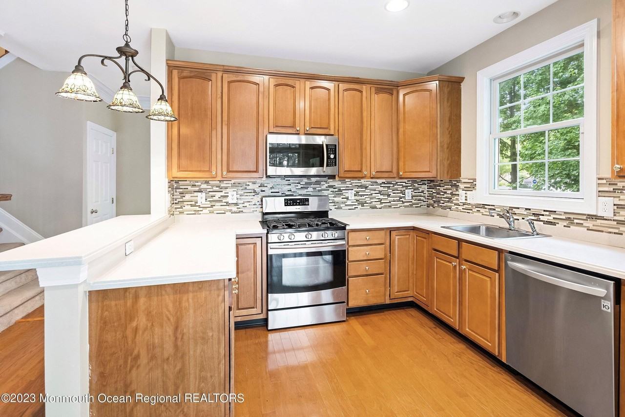 25 Indigo Dr - Photo 7 of 17