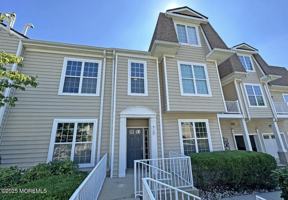 featured image of 910 Abby Rd