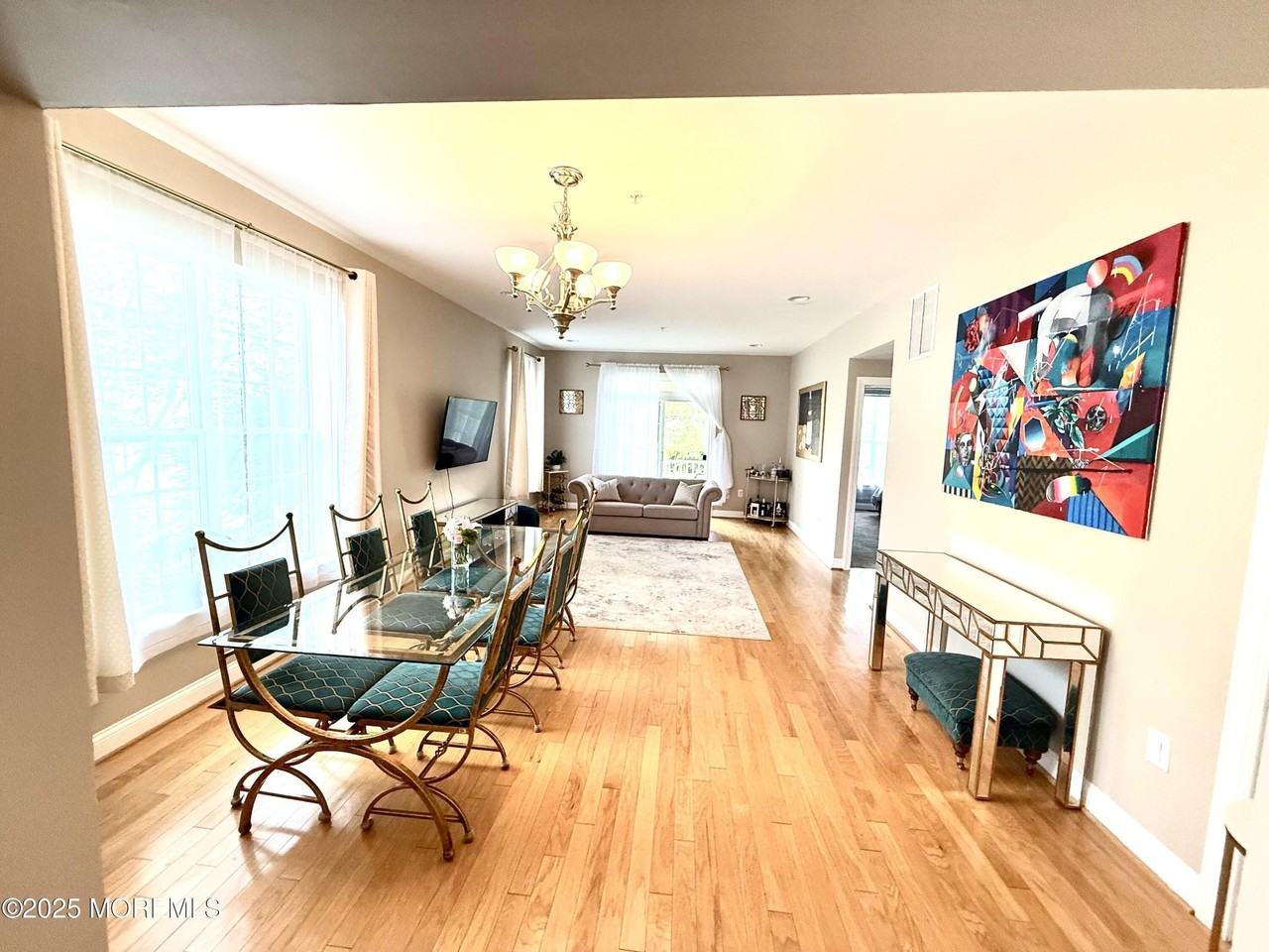 910 Abby Rd - Photo 6 of 34