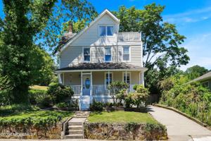 featured image of 75 Portland Rd