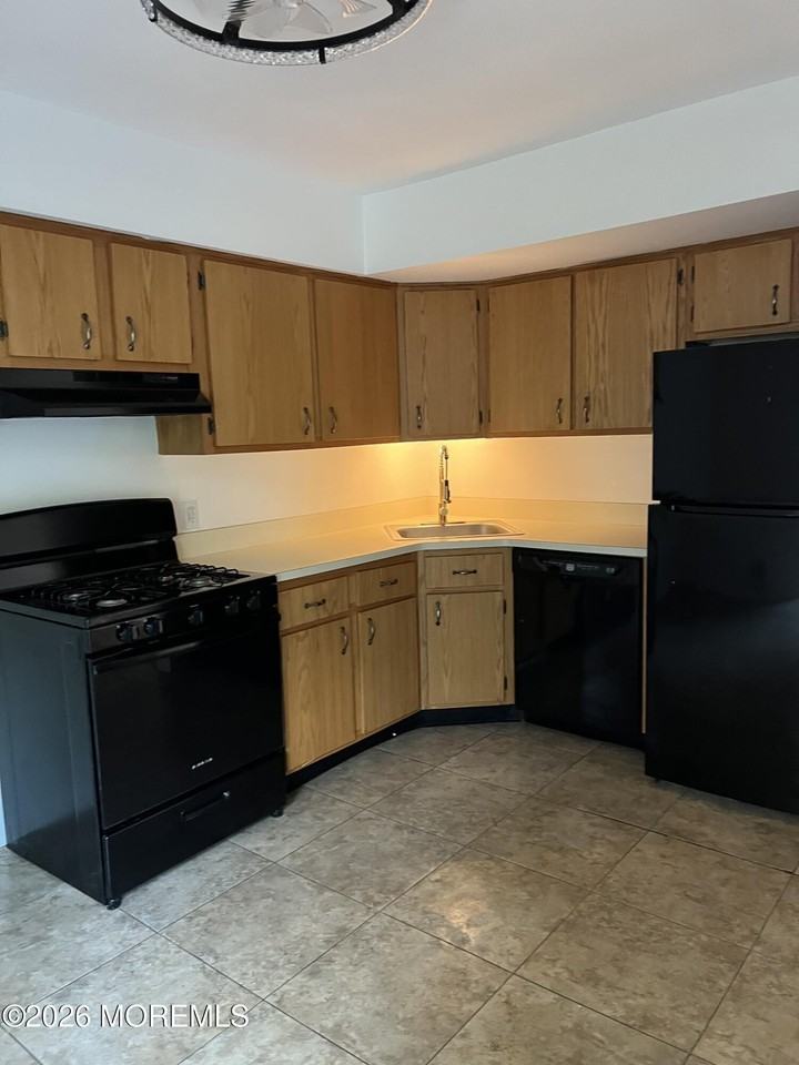 1128 Sawmill Rd #148 - Photo 4 of 5