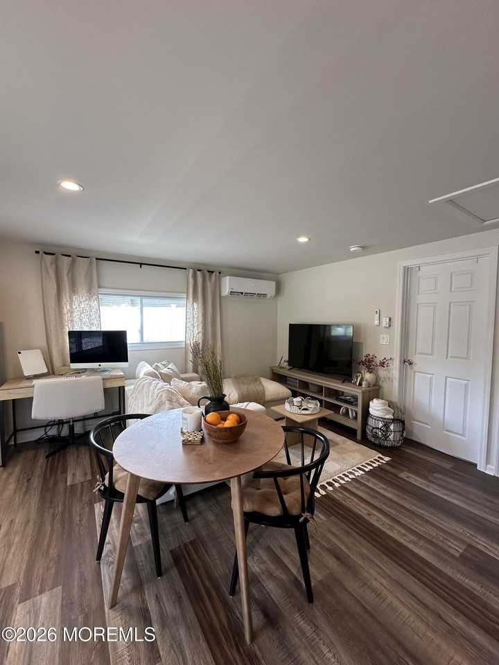 804 Pensacola Rd - Photo 5 of 10