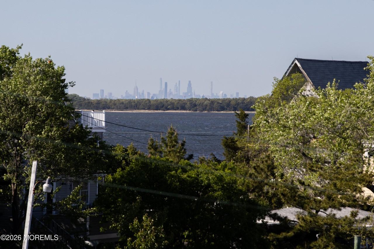 31 Washington Ave - Photo 2 of 27