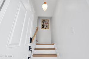 featured image of 611 3rd Ave #2