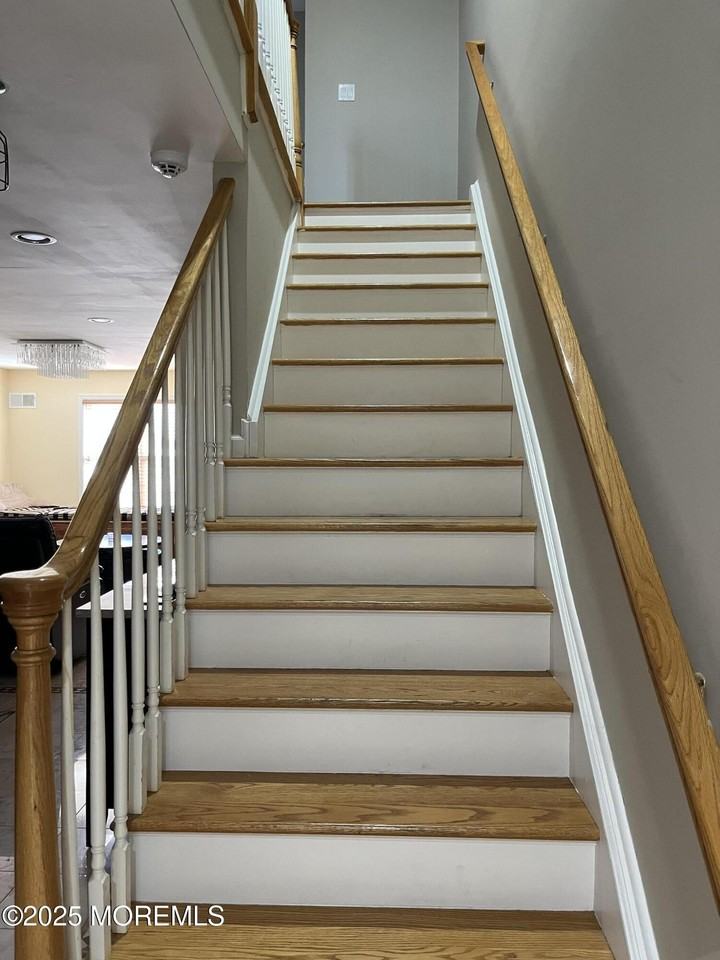 264 Midland Ave #32 - Photo 7 of 20