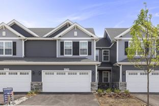 1733 Stable Ln - Photo 1 of 1