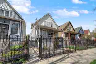 2206 N Kostner Ave #B - Photo 1 of 1