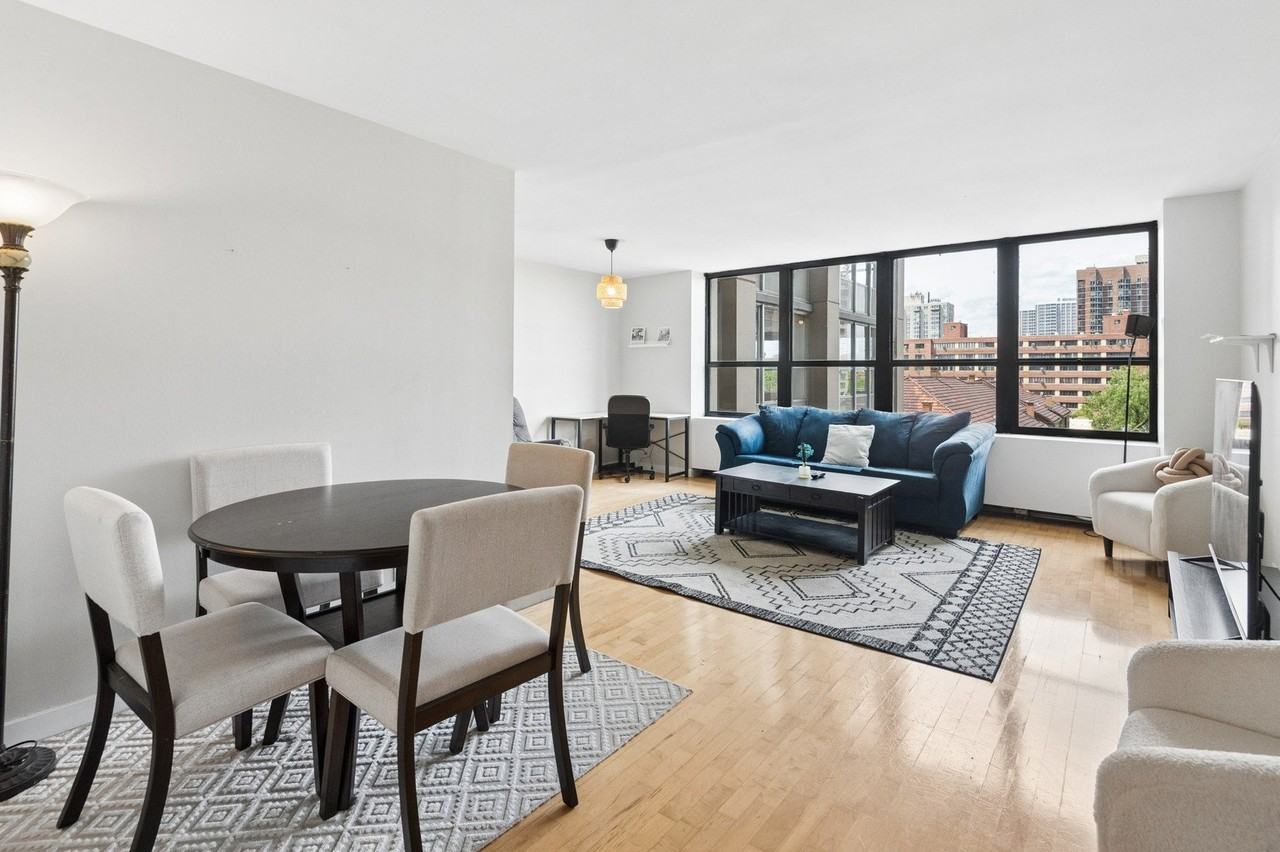 655 W Irving Park Rd #608 - Photo 4 of 13