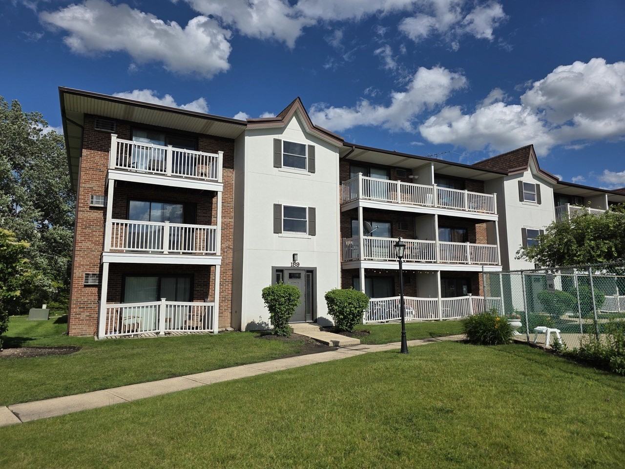 189 Gregory St #14