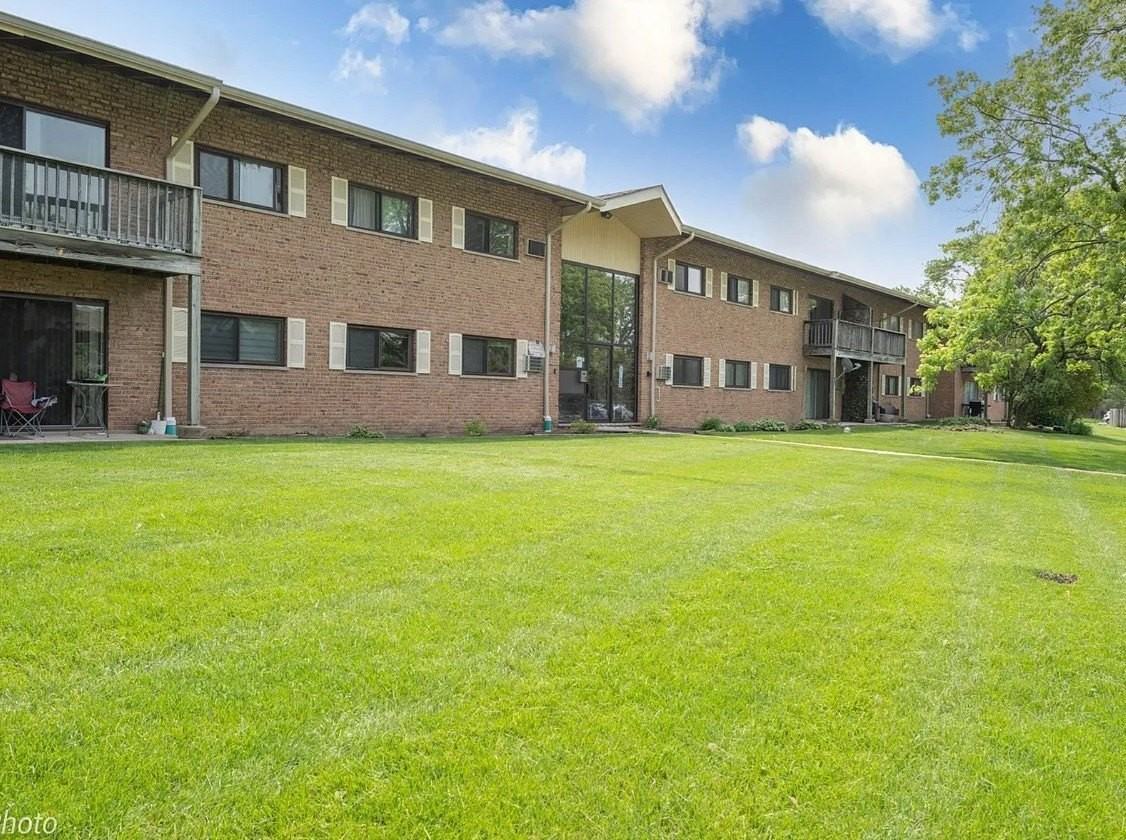 7413 Brookdale Dr #107 - Photo 2 of 18