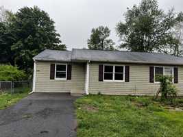 featured image of 234A Belview Dr #1