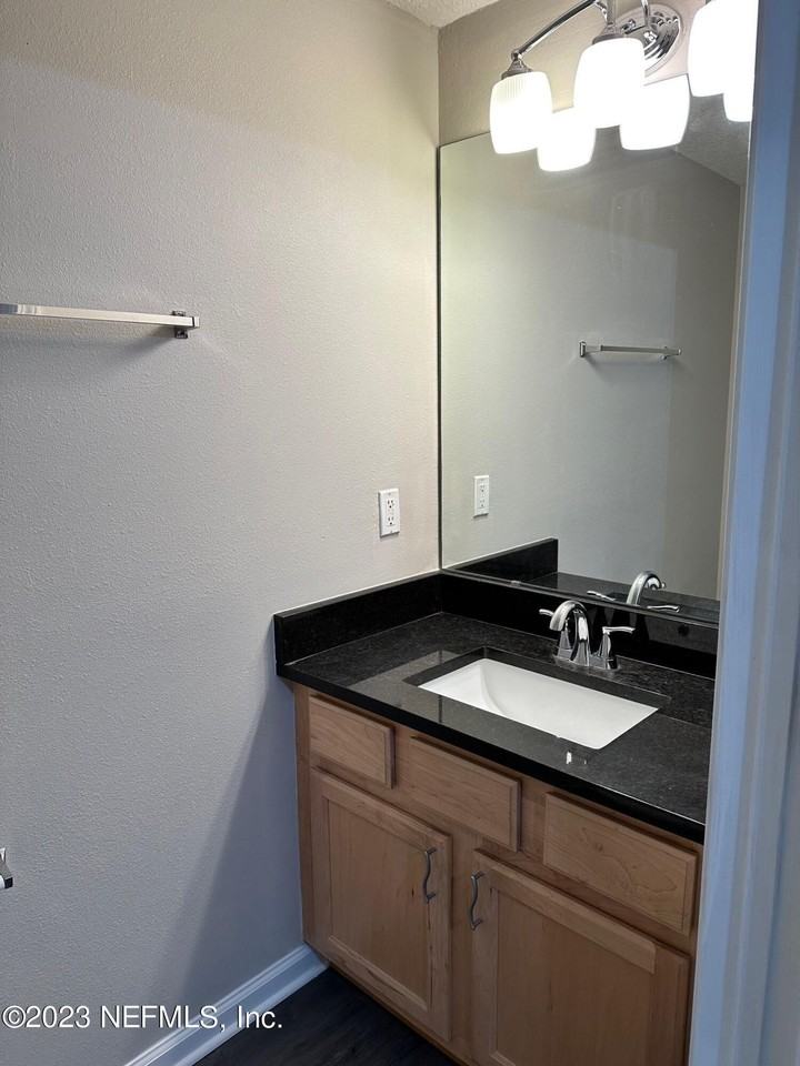 264 Scrub Jay Dr - Photo 6 of 14