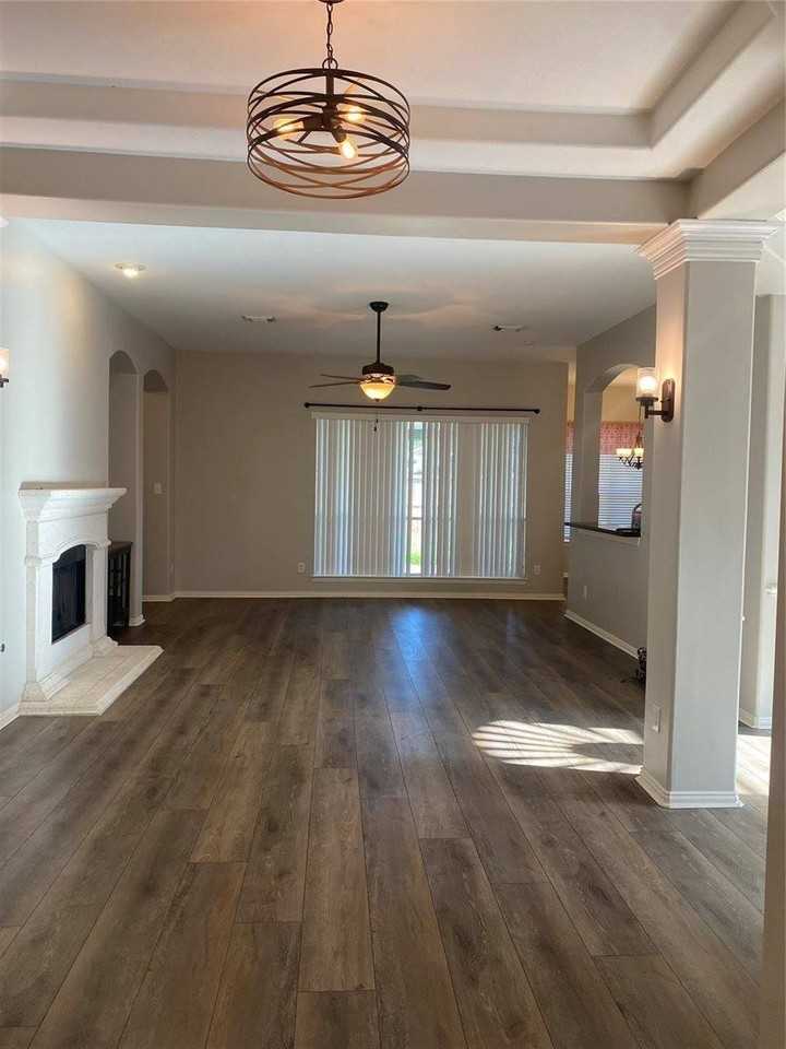 8312 Spinnaker Bay Ln - Photo 4 of 23