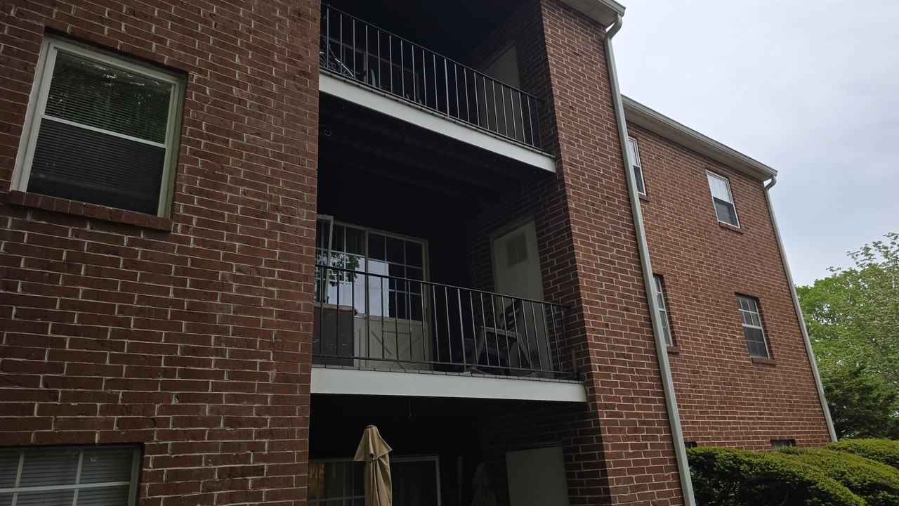 6 Louisburg Sq #8 - Photo 3 of 30