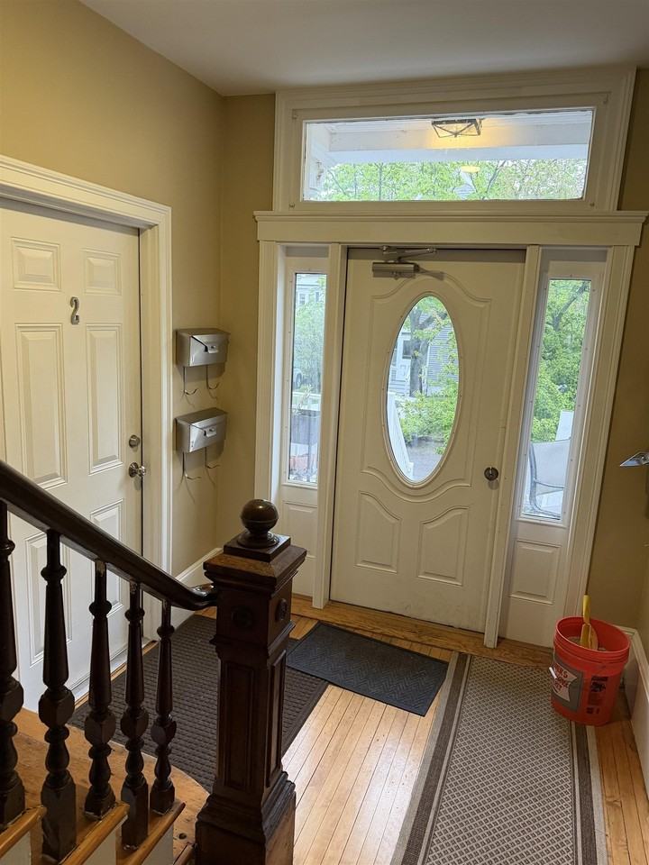 270 Richards Ave #4 - Photo 3 of 36
