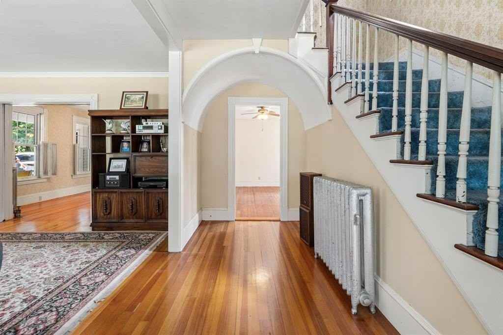 20 Stark Ave - Photo 5 of 44