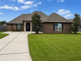featured image of 20259 Camden Ln
