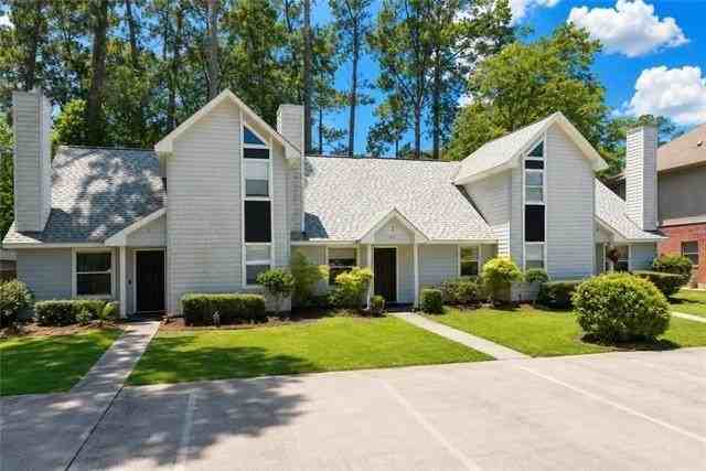 635 Village Ln S #2 - Photo 3 of 24