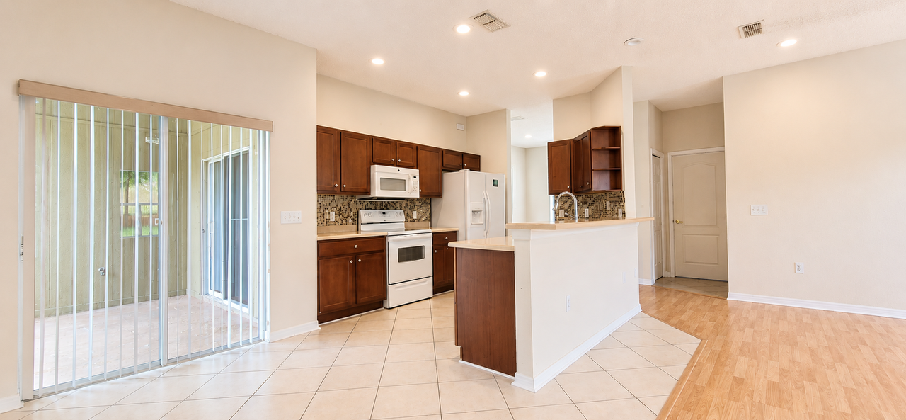 238 Dinner Lake Pl #1 - Photo 5 of 15