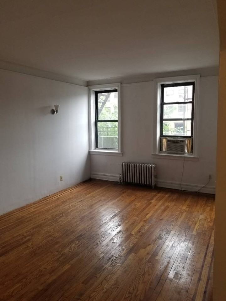 4741 41st St #2C - Photo 4 of 7