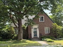 featured image of 1366 Helderberg Ave #2ndFL