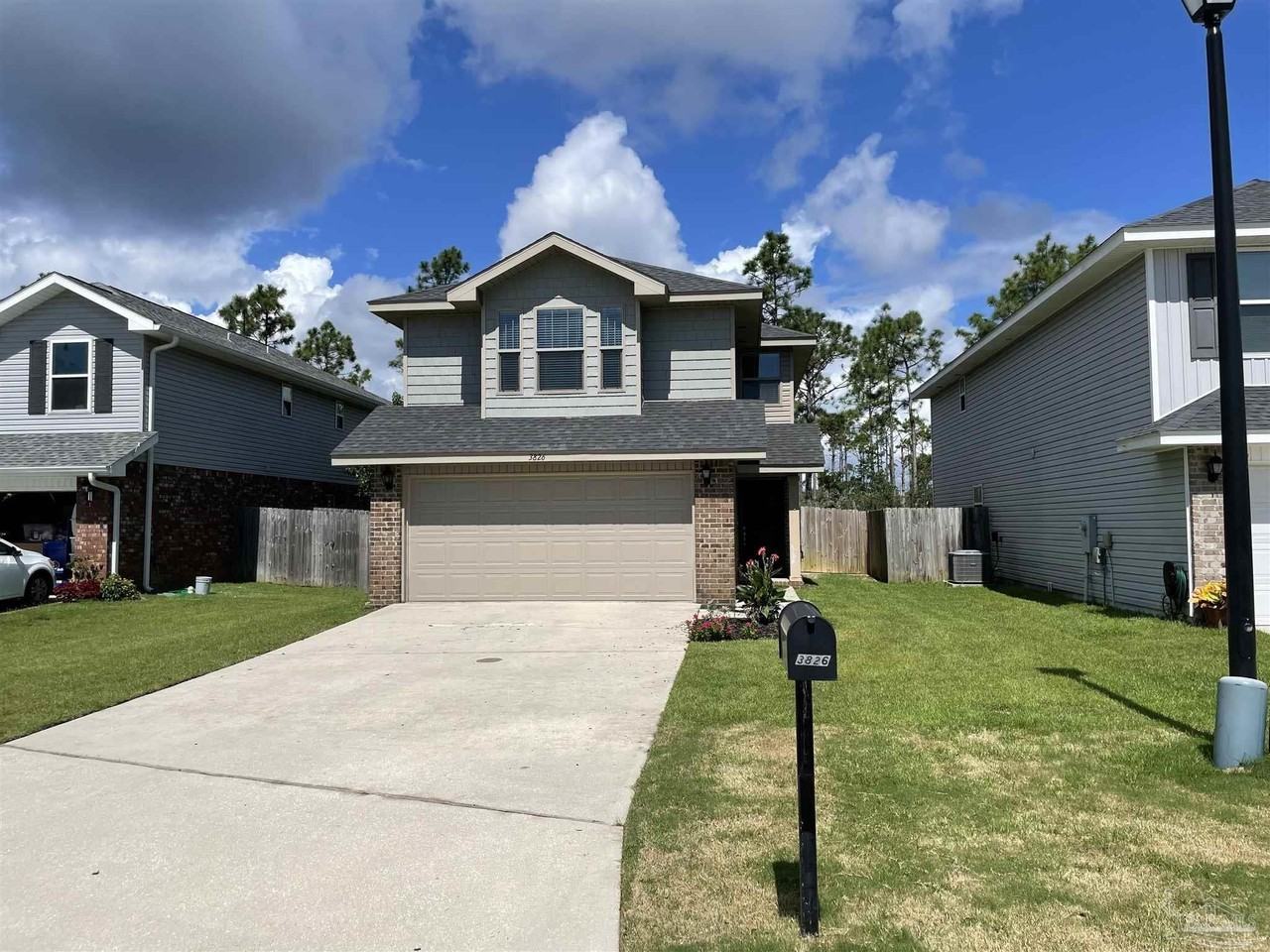 3826 Weatherstone Cir - Photo 2 of 21