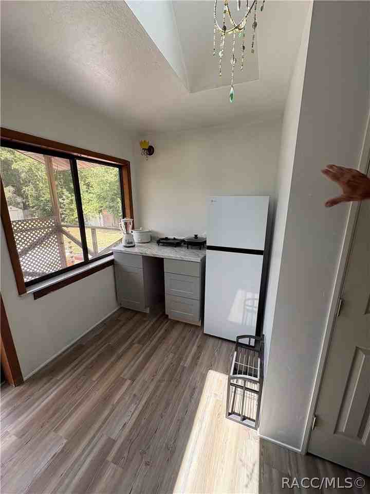 6140 E Tenison St - Photo 5 of 7