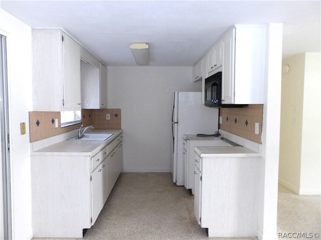 8 E Golden St - Photo 3 of 7