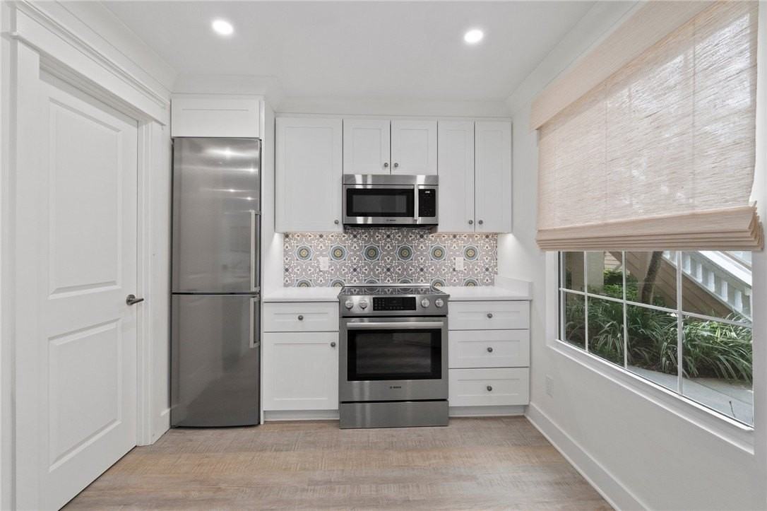 8745 Lakeside Blvd #103 - Photo 5 of 35