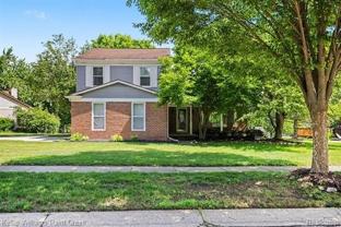 44820 Yorkshire Dr - Photo 1 of 1