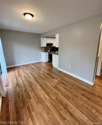 1403 Oakbrook E #93 - Photo 3 of 20