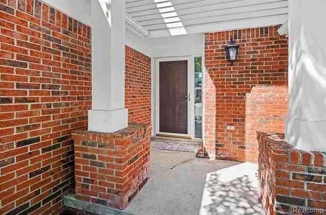 29307 Douglas Dr - Photo 3 of 20