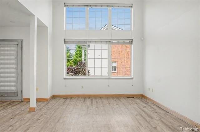 29307 Douglas Dr - Photo 4 of 20
