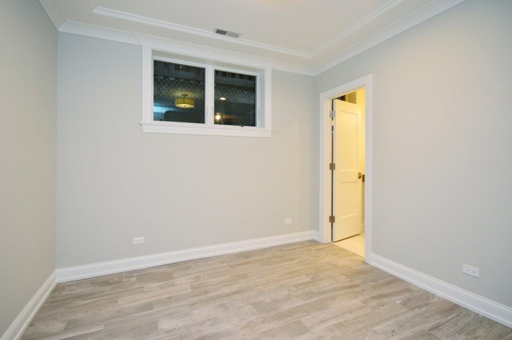4727 North Winchester Avenue #S3 - Photo 7 of 15