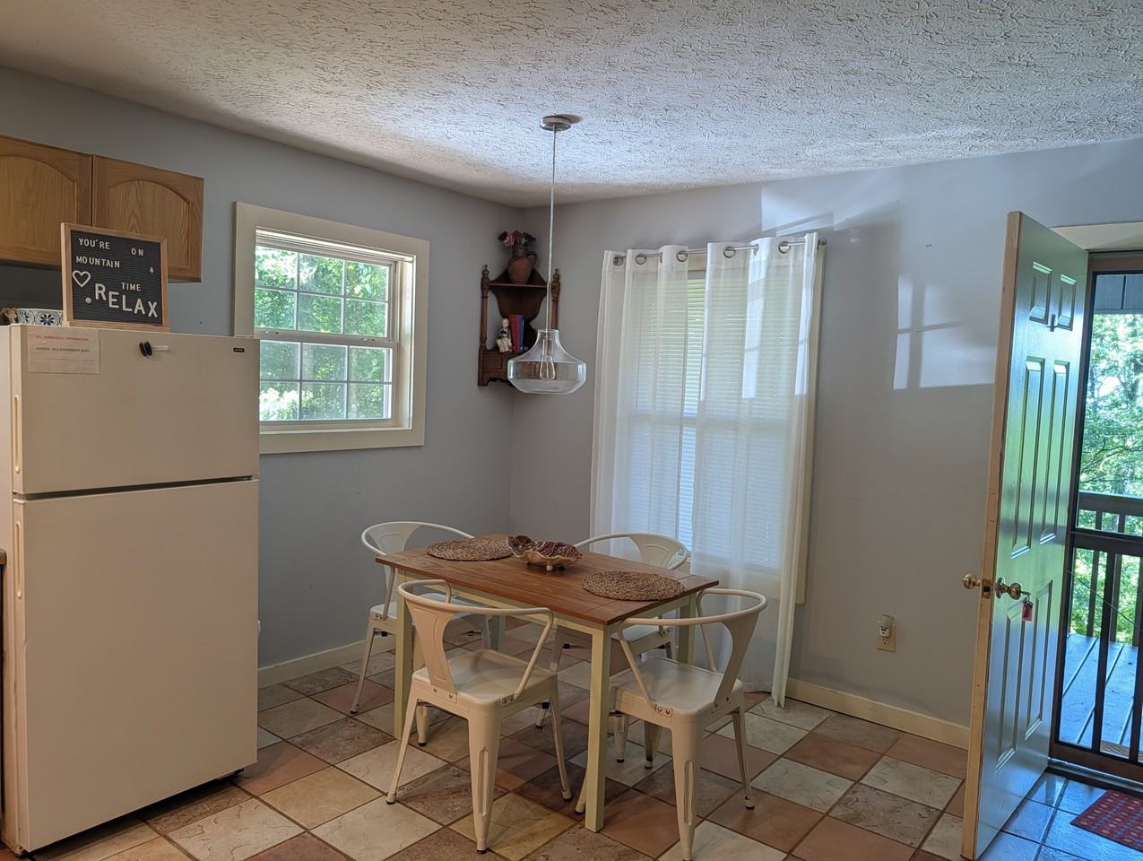 922 Henderson Rd #1 - Photo 2 of 10