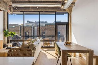 618 Washington Ave N - Photo 1 of 1